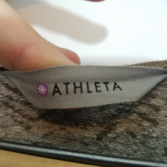 Athleta Top Ling Sleeves Thumb Hole Zip Pocket XXS - Picture 4 of 6